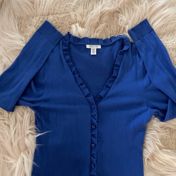 Cardigan Sweater with Ruffled Trim M - Picture 4 of 11